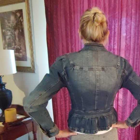 Jacket - Picture 2 of 4